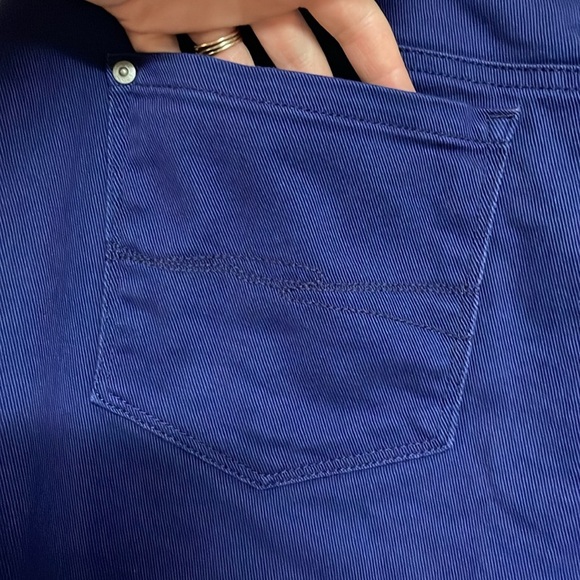 Izod size 14 Royal Blue Color High Waisted Stretchy Soft Denim Capris - Picture 8 of 11